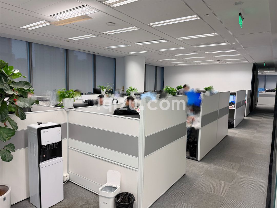 湖西CBD 苏州中心D座低区930平精装