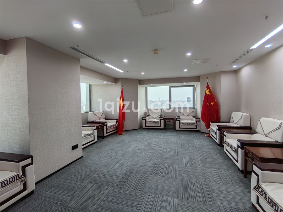深业姑苏中心整层2000平精装带家具