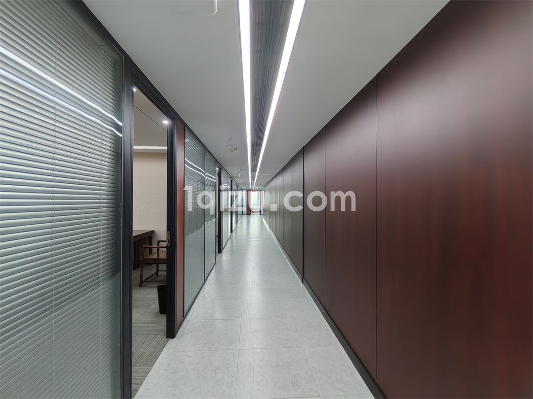 深业姑苏中心整层2000平精装带家具