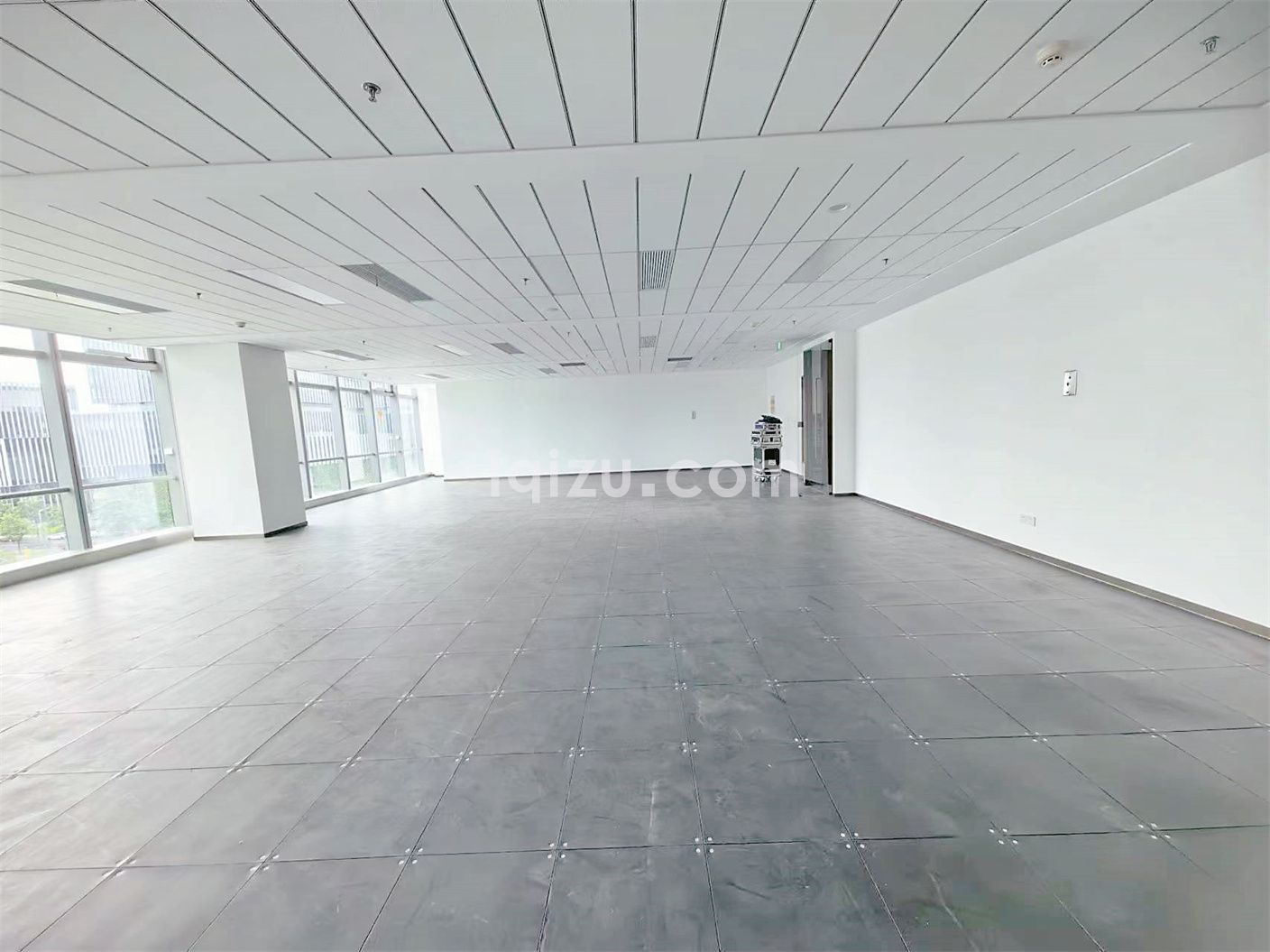 南岸新地