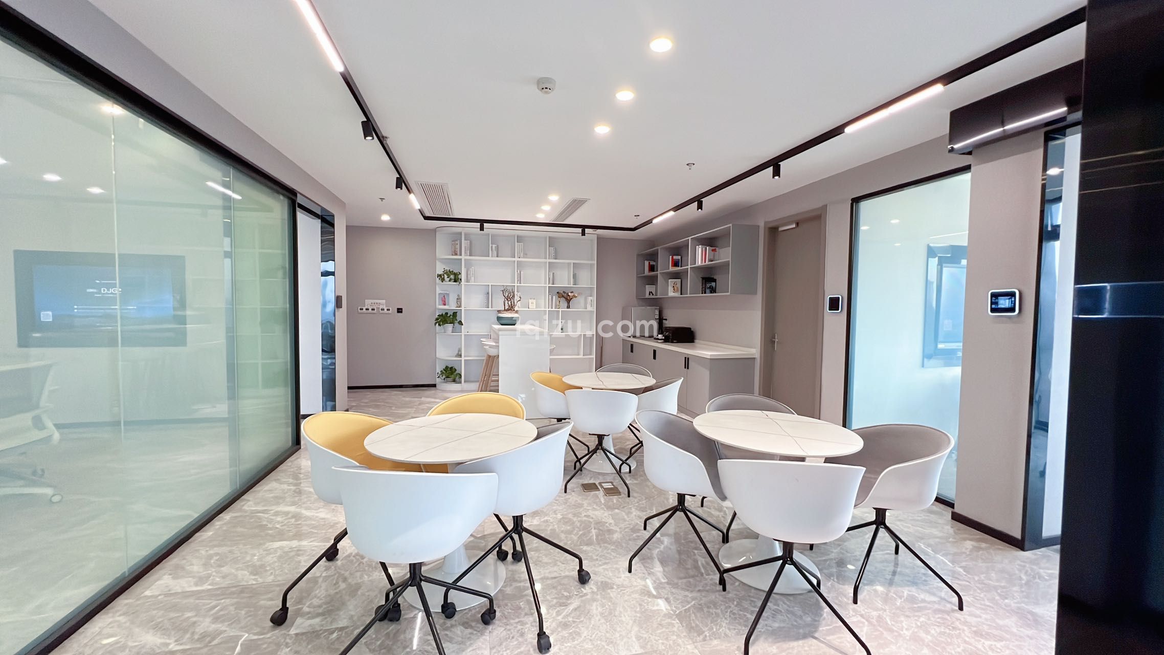 招商·信雅达国际