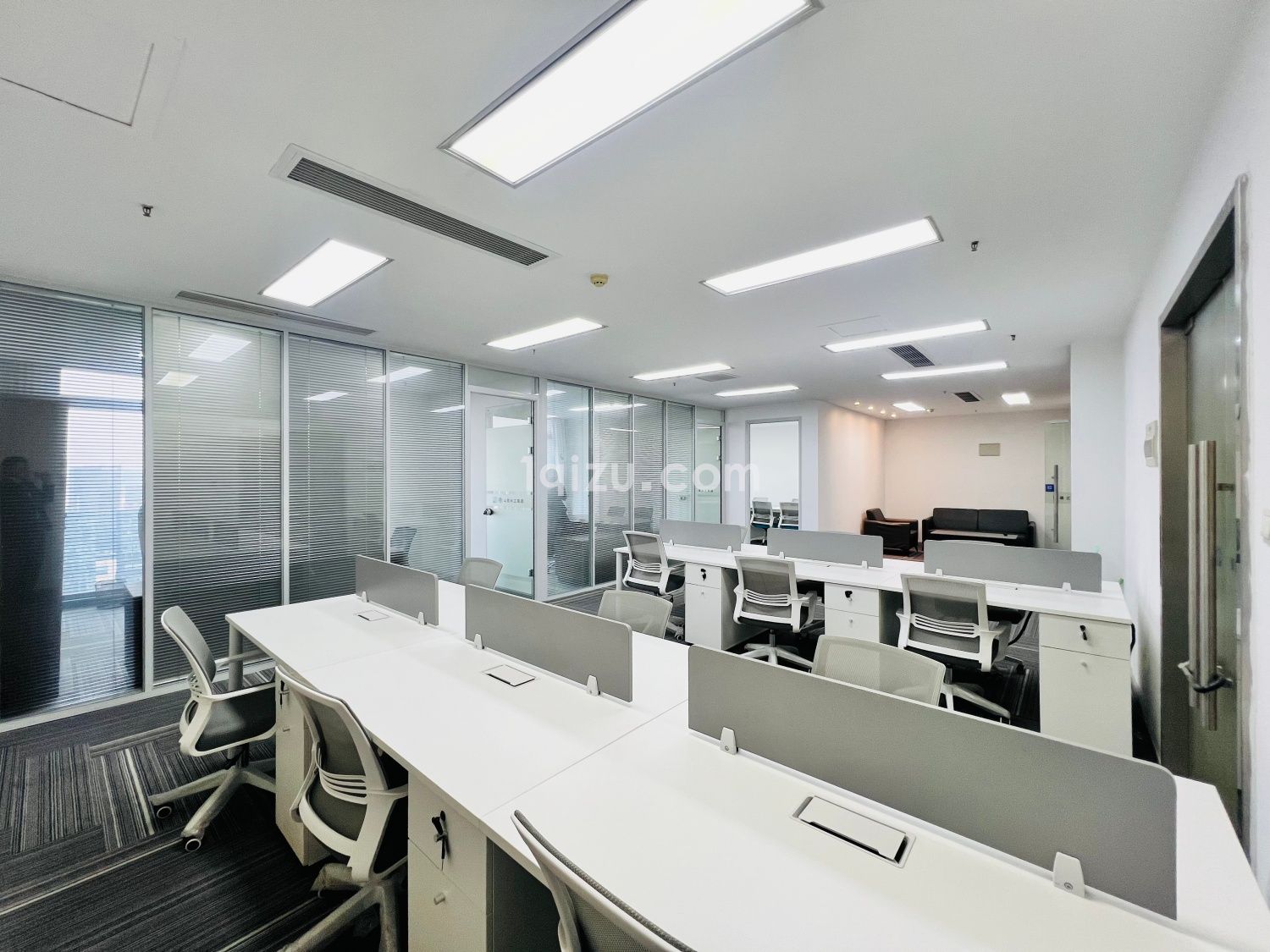 招商·信雅达国际