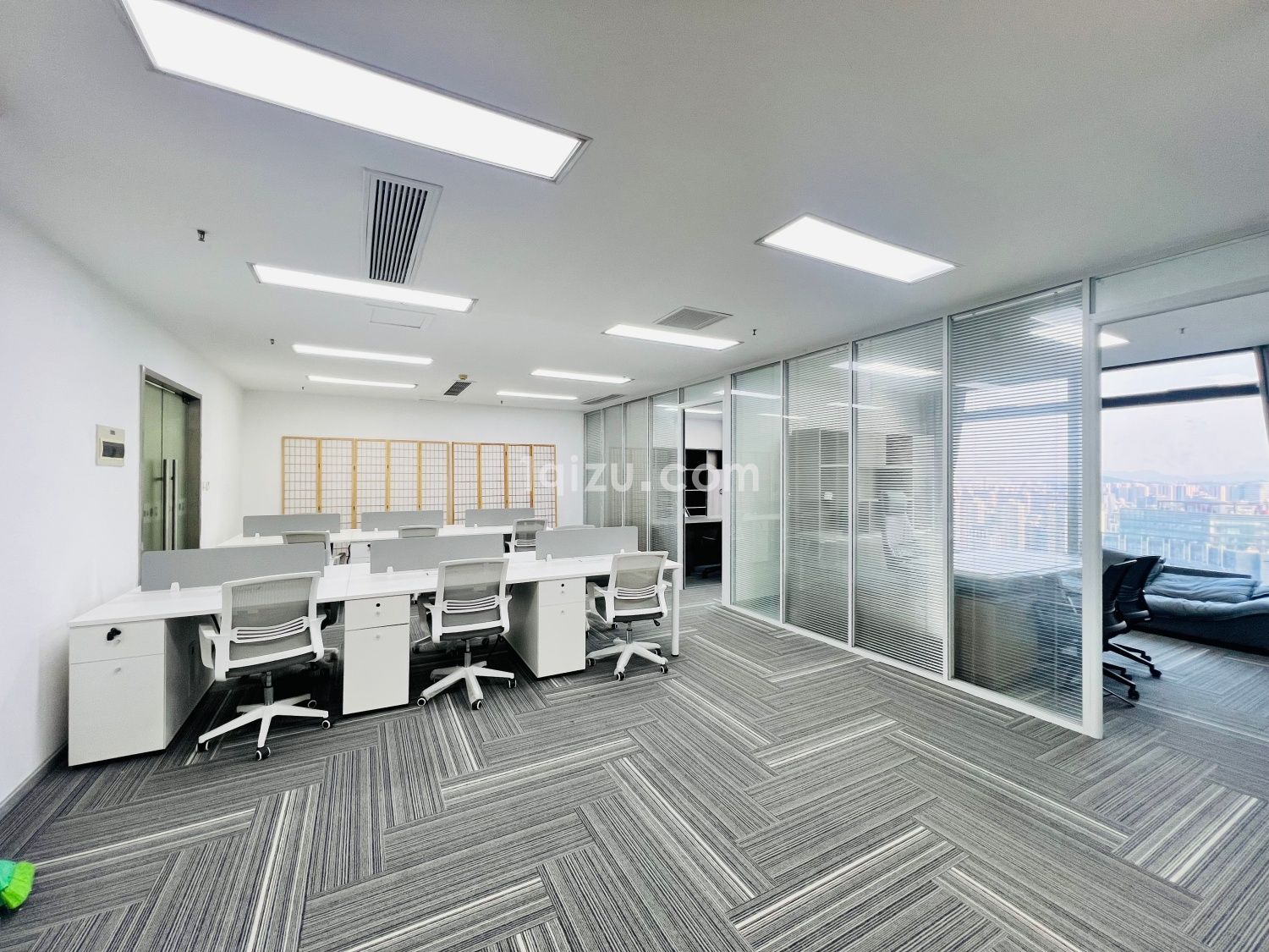 招商·信雅达国际