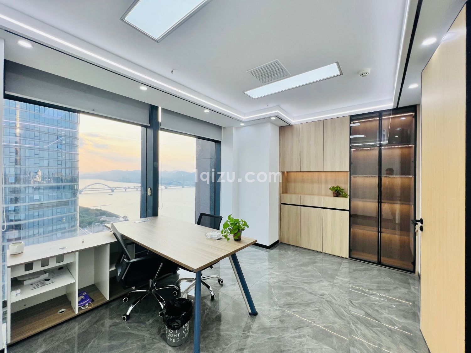 招商·信雅达国际