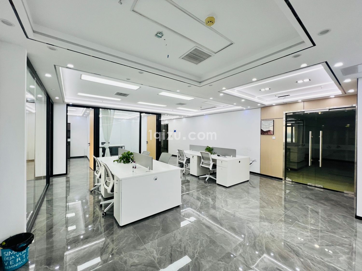 招商·信雅达国际