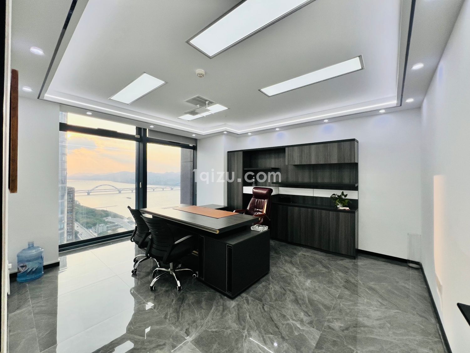 招商·信雅达国际